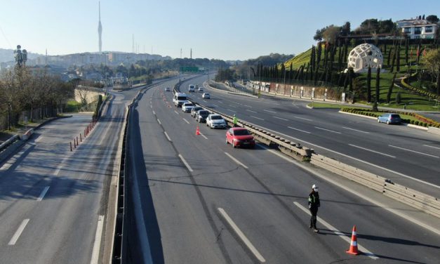 48 saat sokak kısıtlaması başladı (“Türkiye Güven Huzur” uygulaması yapıldı)